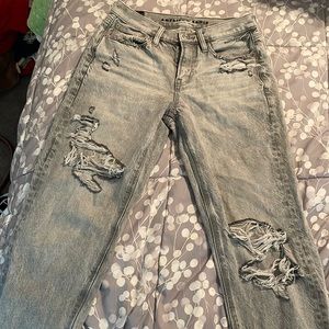 American Eagle 90’s straight jeans